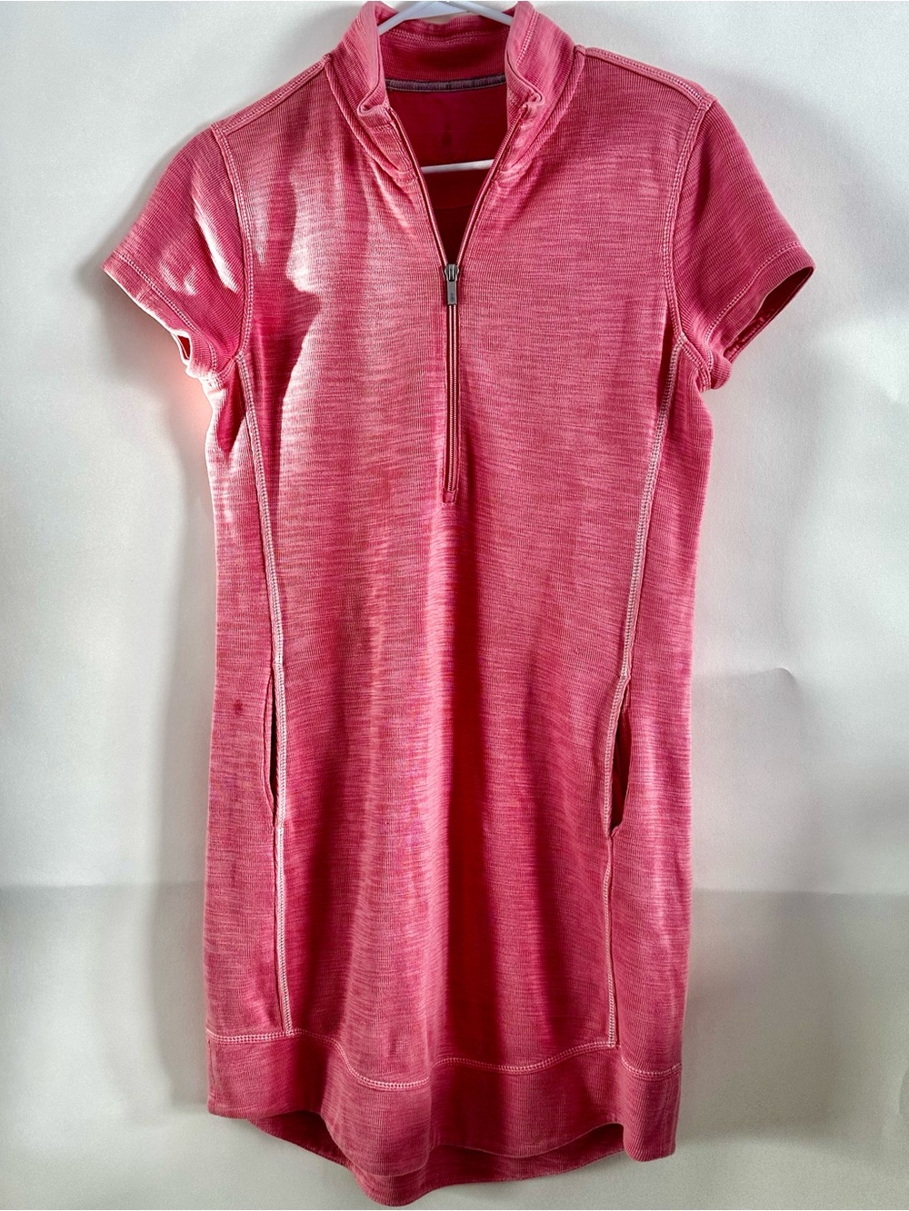 Tommy Bahama Tobago Bay Pink Zip front, size small athleisure, sporty